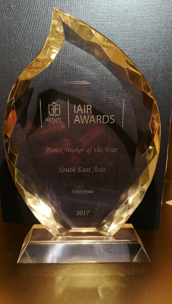 лучший брокер 2017 по версии IAIR AWARDS